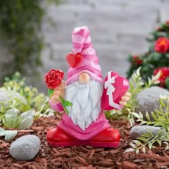 Valentine Garden Statue